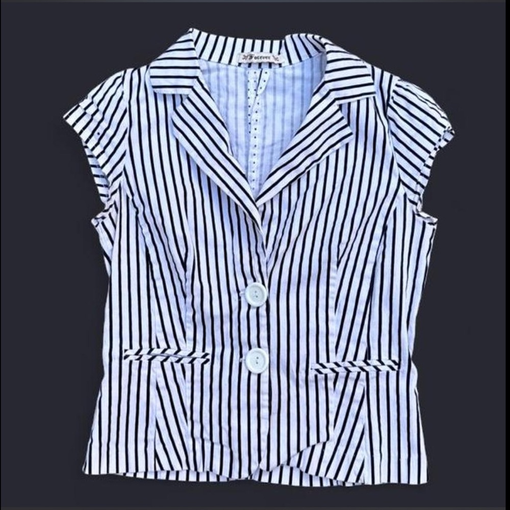 Striped Women's Top!